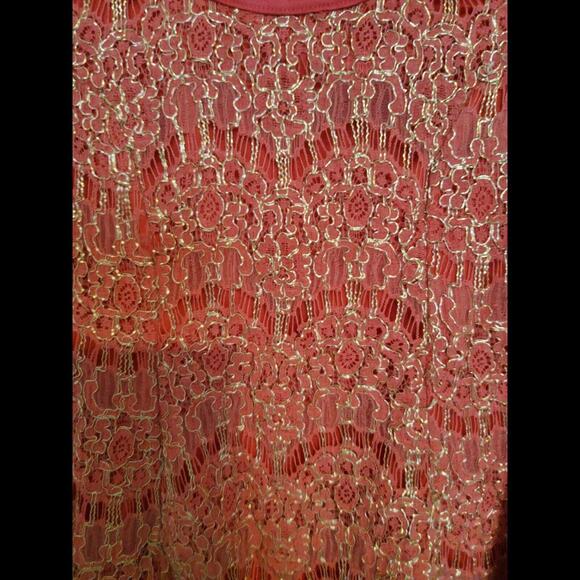 Belinda Coral Pink T-Shirt Gold Embroidered Front Open Back S/M - Picture 2 of 5